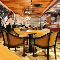 ハンバーグ&石窯ピッツァ&COFFEE 早島グリルの雰囲気2