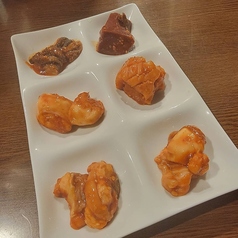 ホルモン6種盛合せ