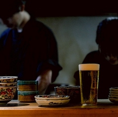 カウンター6名席、お洒落なカウンター席ご用意しております。