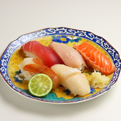 素材の『リンカク』を引き出す、海鮮和食