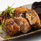 料理メニューは充実のラインナップ♪自然の味で地元の特産品である、名物の「信州サーモン」など信州産の河魚を使った料理も豊富にご用意！新鮮で素材の味を楽しめる絶品料理をたっぷりとお楽しみください◎その他にもこだわりの手作りジャンボ海老焼売や自家製メンチカツなど、大満足の一品料理も多数ご用意しております！