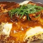 具だくさんの海鮮ソースと、とろ～りチーズがたまらない「スペシャル焼き」1650円