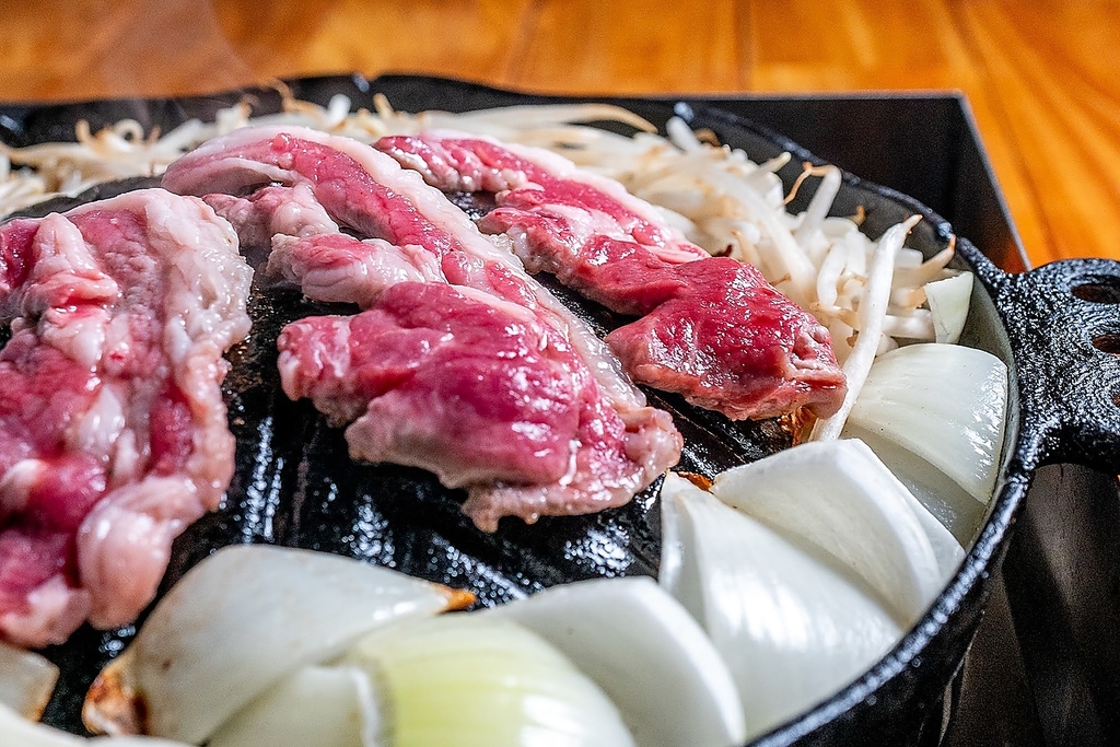国内シェア0.6%の日本の羊だけを使っています。