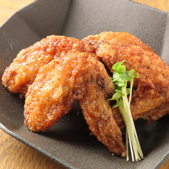 国産手羽先の唐揚げ(三本)