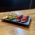 料理メニュー写真&nbsp;国産牛のたたき