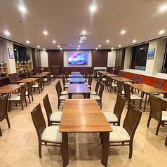 貸切を承っております。大人数での宴会や打ち上げ、パーティーなどに最適。プライベート空間で至福のひとときをお過ごしください。