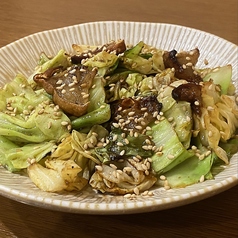 お酒に合う一品料理が充実♪