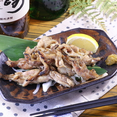 国産鶏せせりの炭火焼き