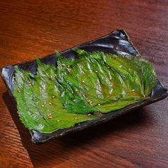 エゴマの醤油漬け
