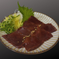 料理メニュー写真&nbsp;ラムレバー刺し