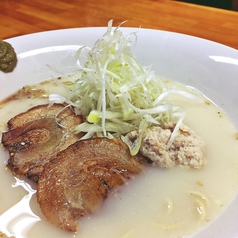 博多鶏骨水炊きラーメン　￥650