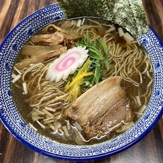 人気のあっさり　煮干し醤油らーめん　830円(税込)