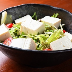 豆腐サラダ