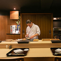 料理が仕上がってゆく様子を眺めることができます