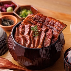 和牛と鰻のひつまぶし　上（鰻1/2）