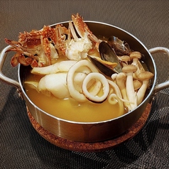 Ramen&Bistro Crab Club の写真2