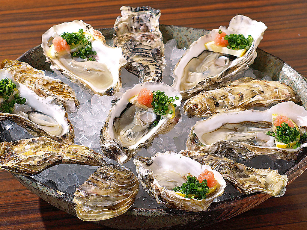 年間を通して味わえる♪生牡蠣★蒸し牡蠣