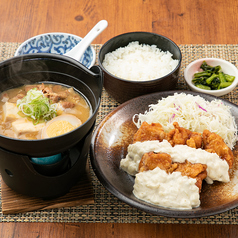 チキン南蛮と肉豆富セット