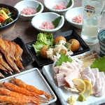 看板メニューの【とめ手羽】に加え、話題の【熟成鶏】などの人気メニューを揃えた定番コース◎