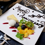 記念日・誕生日のサプライズ演出にも自信あり！お好きなメッセージを添えて忘れられないひと時を…