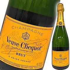 ヴーヴ・クリコ・イエロー