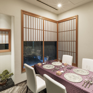 Restaurant Barbizon レストランバルビゾンの雰囲気1