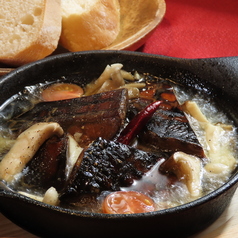 燻製サバとキノコのアヒージョ