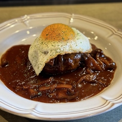飲めるハンバーグ