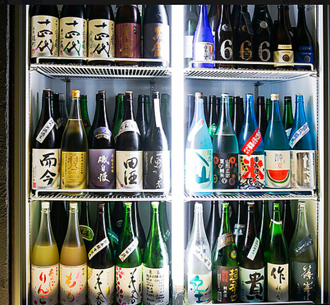 酒屋育ちのオーナーが自らセレクトした47都道府県の日本酒を気軽に楽しめるお店です♪