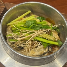 ADO冬の名物！！牡蠣と仙台セリの味噌釜飯