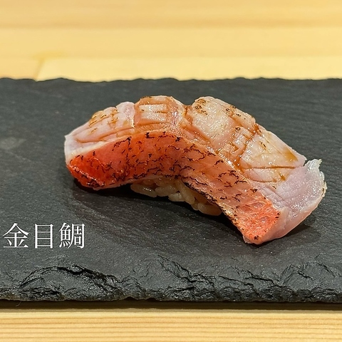 【旬の魚介を堪能】握り寿司をはじめ割烹料理のクオリティを気軽にお楽しみ頂けます！