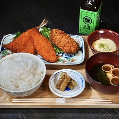 がっつり食べたい方へ、フライ定食もございます！