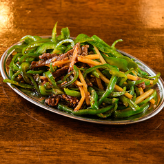 青椒肉絲（チンジャオロース）