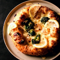 海老とブロッコリーのレモンクリームPIZZA