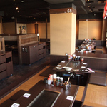 家族や友達はもちろん、女子会やデートにもオススメのお店です！※写真は系列店