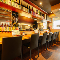 カウンター席あり★お一人様でも気軽に立ち寄れます♪