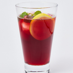 キティ（赤ワイン＋ジンジャーエール）