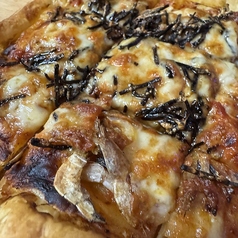 素干し白海老と塩昆布のピザ