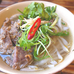 レア牛肉のフォー/茹で牛すね肉のフォー/煮込み牛すじ肉のフォー (Pho Bo)