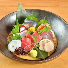 酒場みつばちの特集写真