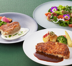 新潟グランドホテル フランス料理レストラン ベルビューのコース写真