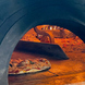 石窯の薪火で焼き上げる美味しいピッツァをご提供！