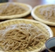 栃木県産蕎麦粉を用いて毎朝手打ちでご提供