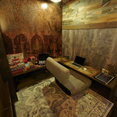 シーシャAJITO アジトの雰囲気3