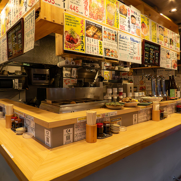 エキマエスタンド　元町店の雰囲気1