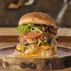 ダブルビアチーズバーガー