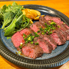 シェフのスペシャリティ！牛ハラミの炭火焼き