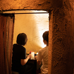 2名様専用の「かまくら個室」は、デートはもちろん、気の合うご友人との女子会にも◎