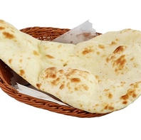 ナンのおかわりもございます！