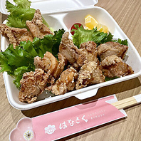 お店のメニューからテイクアウト可能☆唐揚げやピザなど